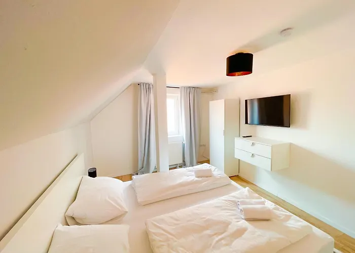 Contactless Self-Check-In - Stayhere Central City Suite 20